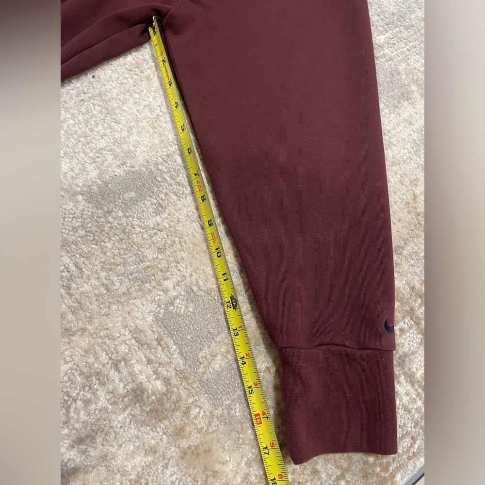 Nike Women's Burgundy Cropped Crewneck Sweatshirt Size XXL EUC - Picture 12 of 12